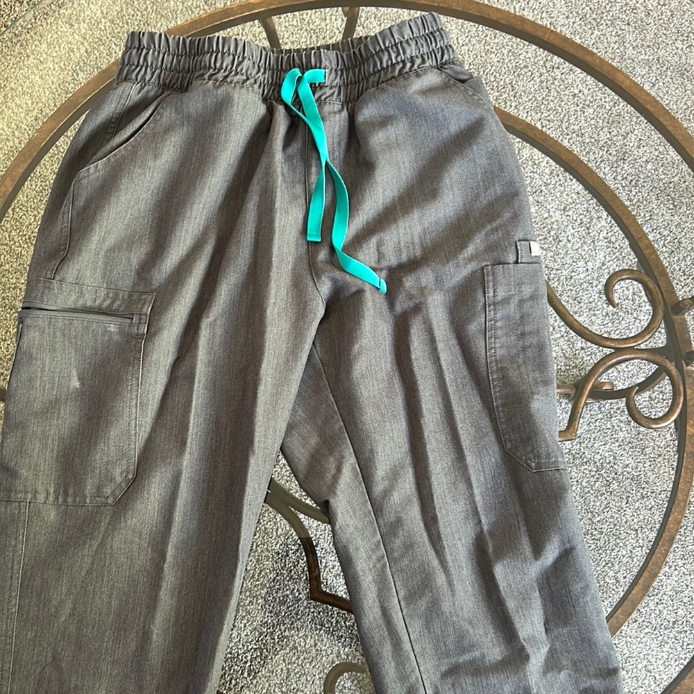 Figs pants